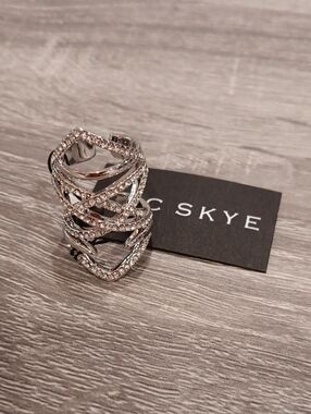 NWT, CC Skye Millionaires Ring